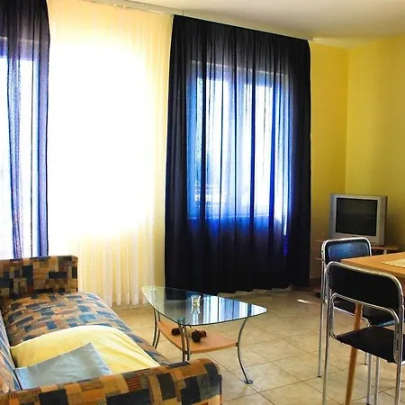 Niko Apartment *